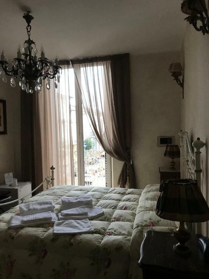 Hotel La Petite Maison Viareggio Exteriör bild